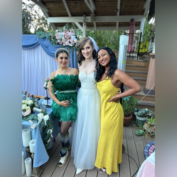 Feather Dress - Picture 5 of 7